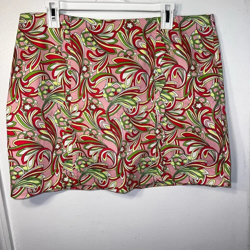 Crown & Ivy,14, pink background geometric floral stretch vertical scallop skort